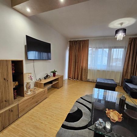 Didi Apartament Крайова Екстер'єр фото